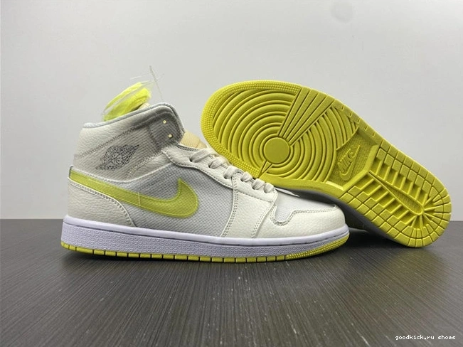 3710 SE Mid Yellow DB2822- QuickDry Jordan1 Voltage 1029